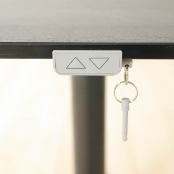 Elektrisk højdejusterbart skrivebord Bekant