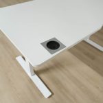 Elektrisk højdejusterbart skrivebord