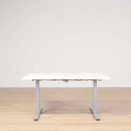 Izi Pro elektrisk højdejusterbart skrivebord