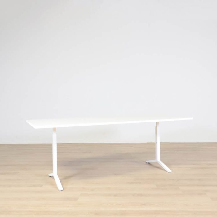 Mötesbord Alku | MARTELA Mötesbord Alku