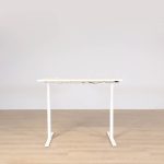 Höj- & sänkbart skrivbord 140 cm
