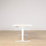 Höj- & sänkbart skrivbord 140 cm