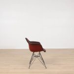 Loungestol Eames Plastic Armchair DAR