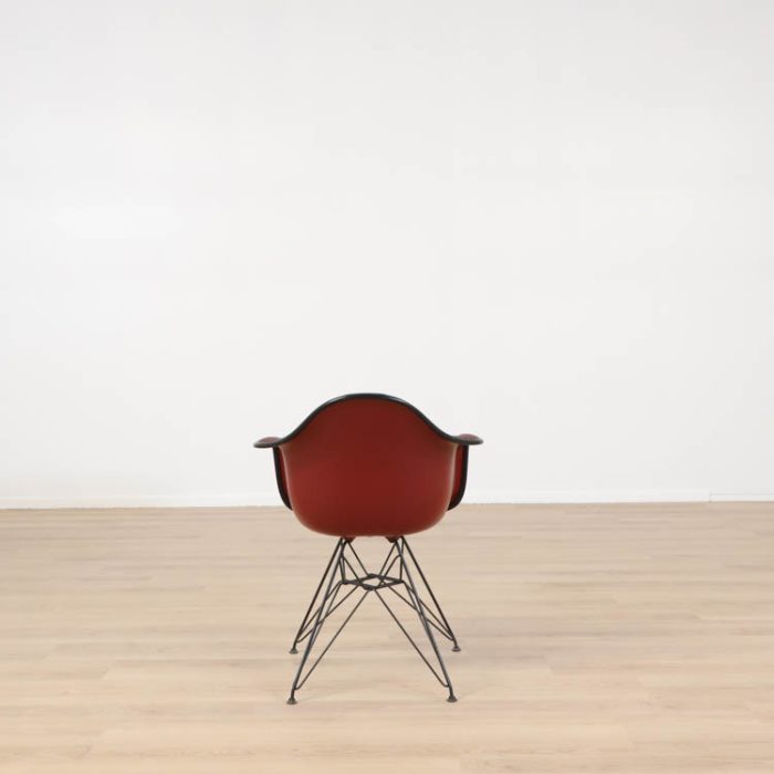 Loungestol Eames Plastic Armchair DAR
