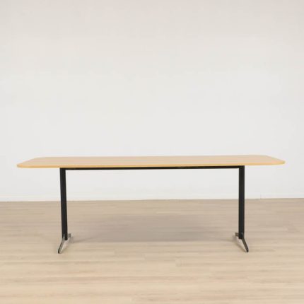 Mødebord med fjer | EDSBYN