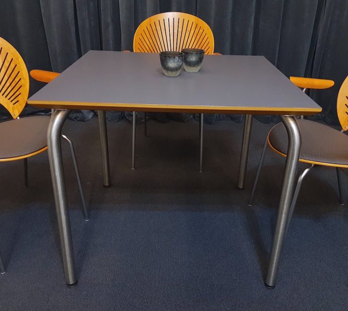 Fikabord/Mötesbord | FREDERICIA FURNITURE Sofabord/mødebord