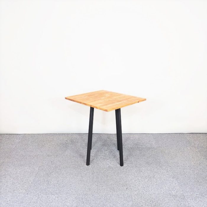 Cafébord i trä Cafébord i trä