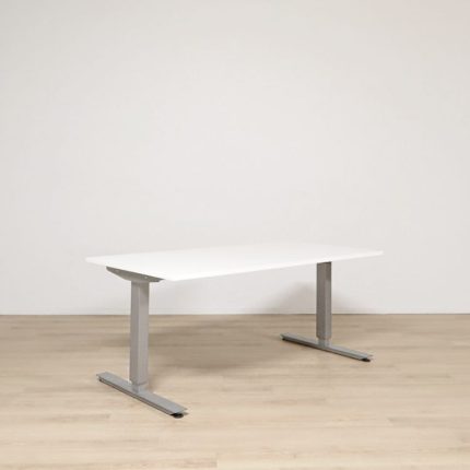Matta 210×210/400×300 cm